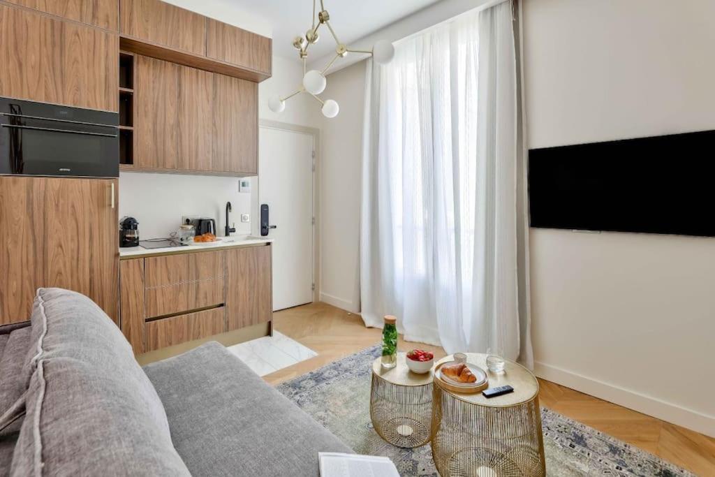 Апартаменты Luxurious & Peaceful - Near Le Marais - With Ac Париж Экстерьер фото